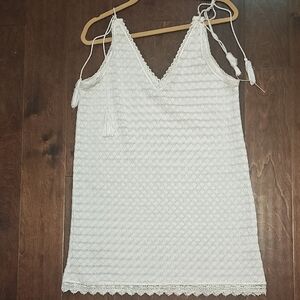 Serra Ivory Sleeveless Tunic with Tassel Accents